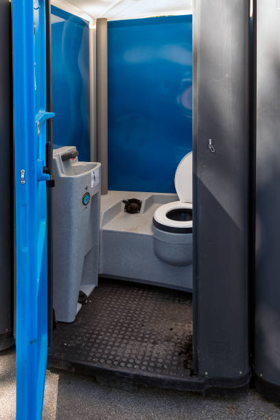 Best Portable restroom trailer rental  in Baywood, NY